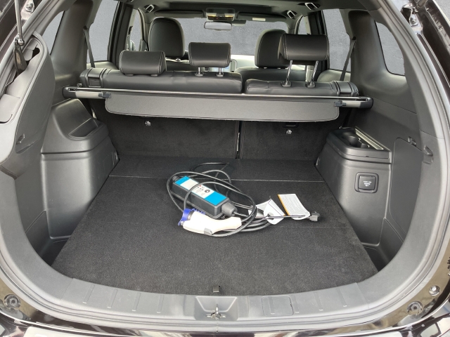 Outlander PHEV Top 4WD e-Sitze PDC Apple CarPlay ACC