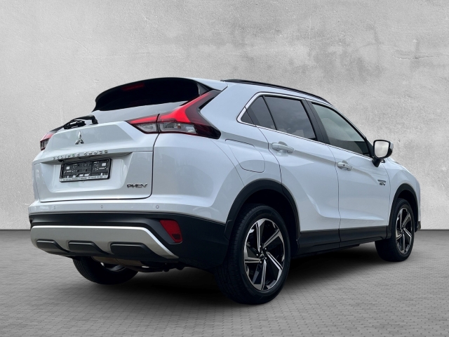 Eclipse Cross 4WD Plug-in Hybrid Plus NAVI KLIMA LED