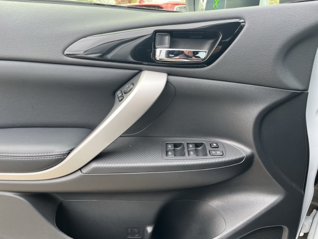 Eclipse Cross 4WD Plug-in Hybrid Plus NAVI KLIMA LED