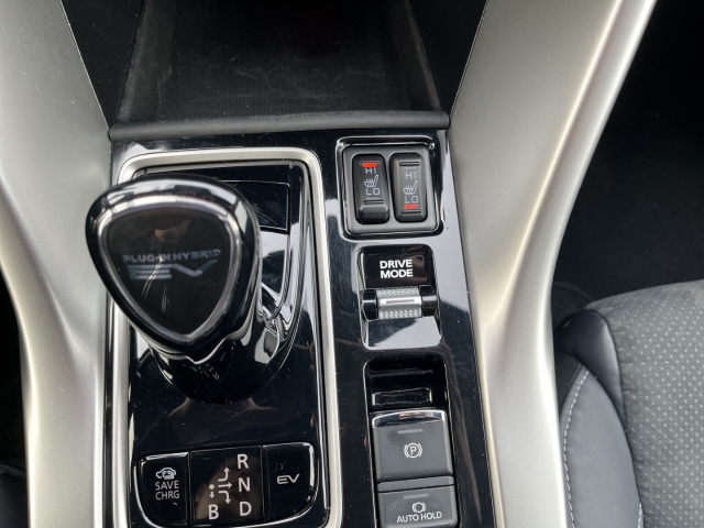 Eclipse Cross 4WD Plug-in Hybrid Plus NAVI KLIMA LED