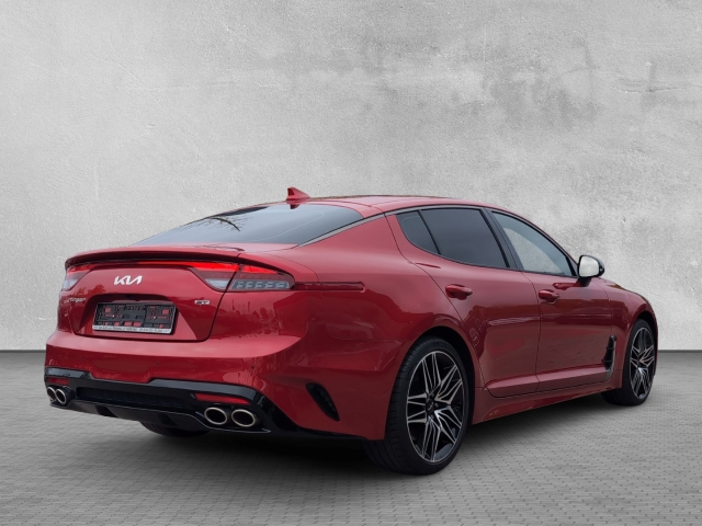 Stinger GT 4WD 3.3 V6T Harman/Kardon LED Brembo AppleCarPlay