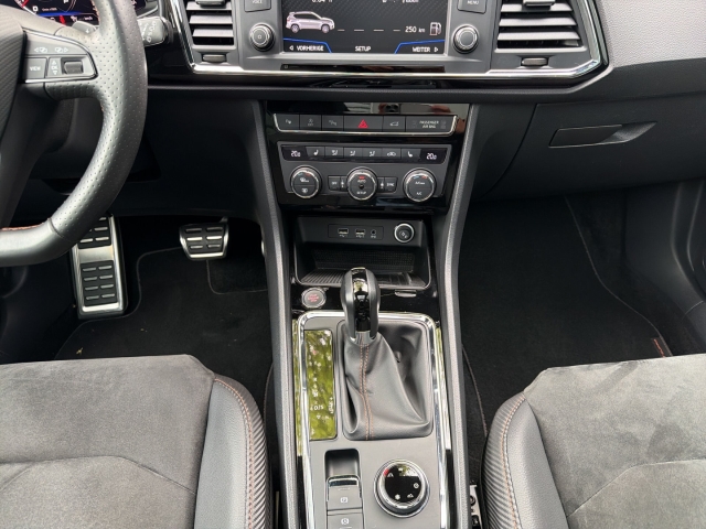 Ateca VZ 4DRIVE PANO BEATS 360° KLIMA FULL-LINK NAVI LED