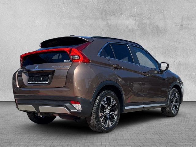 Eclipse Cross Top 2,2 DiD 4WD AUT LED ACC KAMERA LEDER