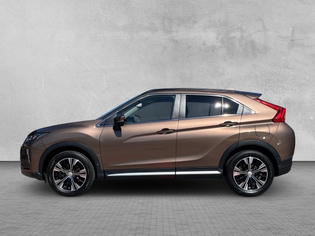 Eclipse Cross Top 2,2 DiD 4WD AUT LED ACC KAMERA LEDER