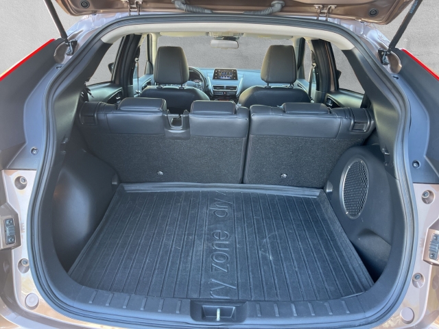 Eclipse Cross Top 2,2 DiD 4WD AUT LED ACC KAMERA LEDER