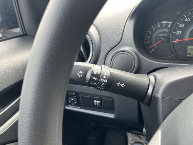 Space Star Select 1,2 l MIVEC MT KLIMA SERVO ZV BT