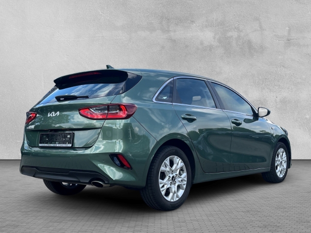 Cee'd 1.5T DCT7 VISION KOMFORT NAVI ACC Klima SHZ PDC