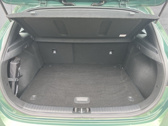 Cee'd 1.5T DCT7 VISION KOMFORT NAVI ACC Klima SHZ PDC