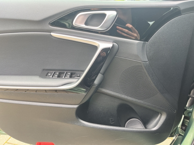 Cee'd 1.5T DCT7 VISION KOMFORT NAVI ACC Klima SHZ PDC