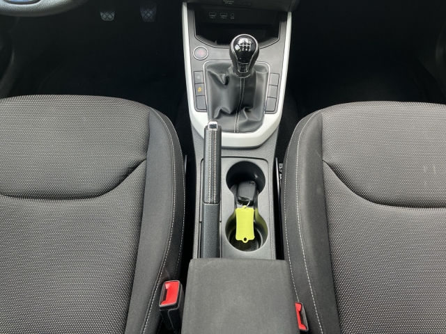 Arona XCELLENCE 1.0 TSI FULL-LINK LED TEMPOMAT KLIMA NAVI