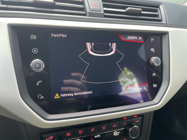 Arona XCELLENCE 1.0 TSI FULL-LINK LED TEMPOMAT KLIMA NAVI