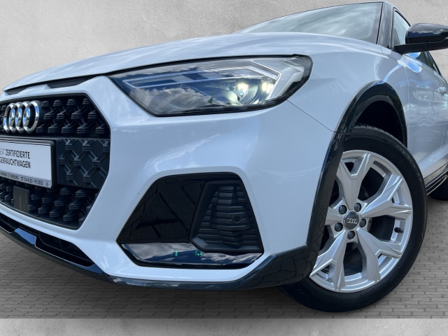 A1 CityCarver 35 TFSI S-Line LED ACC Klimaautom. NAVI BT