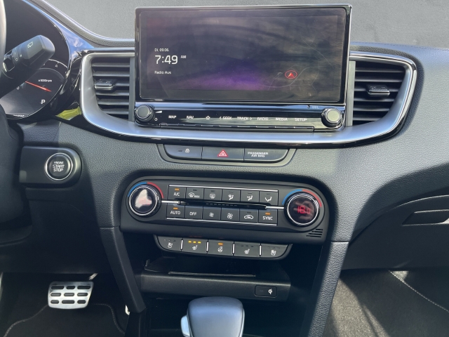 XCee'd 1.6T DCT Platinum JBL Memory SHZ ACC KLIMA LED NAVI PDC
