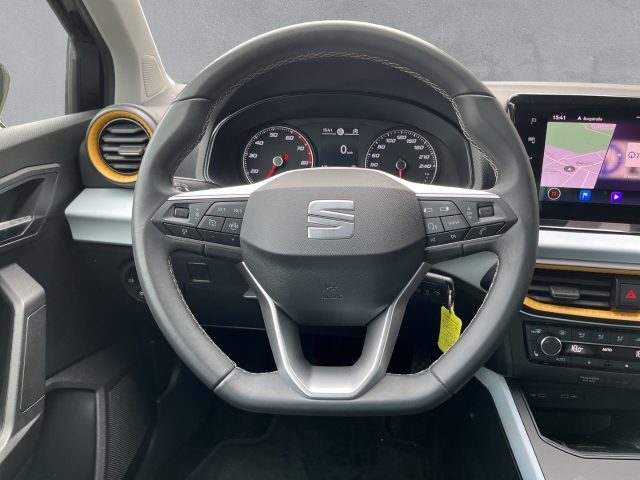 Arona Style 1.0 TSI FULL-LINK NAVI LED ACC KLIMA PDC SHZ