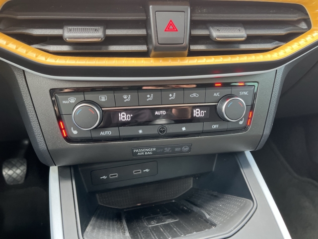 Arona Style 1.0 TSI FULL-LINK NAVI LED ACC KLIMA PDC SHZ