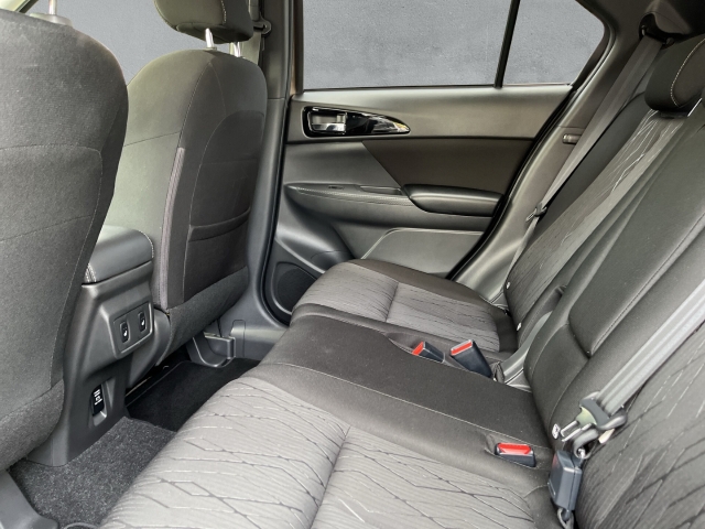 Eclipse Cross Intro Edition 1.5 T HUD LED ACC BT KLIMA