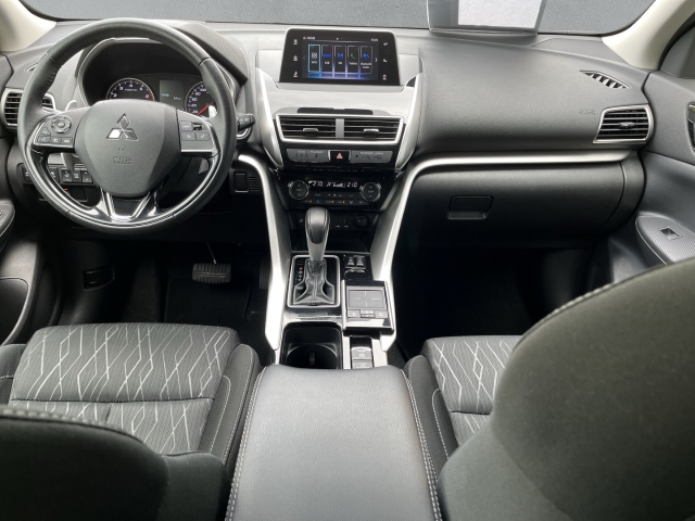 Eclipse Cross Intro Edition 1.5 T HUD LED ACC BT KLIMA