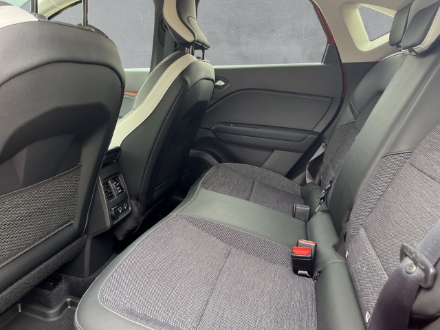 ASX Intro Edition Plug-in-Hybrid Winter-Pak. PDC Kamera
