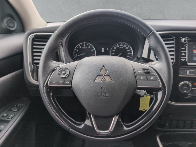 Outlander Diamant Edition 2,0 l MIVEC 2WD