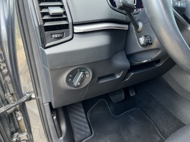 Karoq 2.0 TDI Drive 4x4 Matrix AHK Nav Klima LED PDCv+h