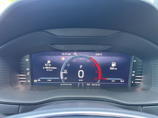 Karoq 2.0 TDI Drive 4x4 Matrix AHK Nav Klima LED PDCv+h