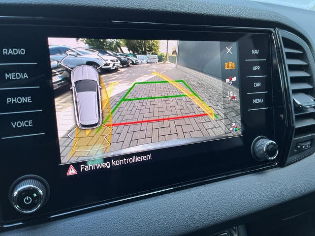 Karoq 2.0 TDI Drive 4x4 Matrix AHK Nav Klima LED PDCv+h