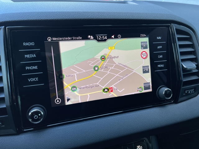 Karoq 2.0 TDI Drive 4x4 Matrix AHK Nav Klima LED PDCv+h