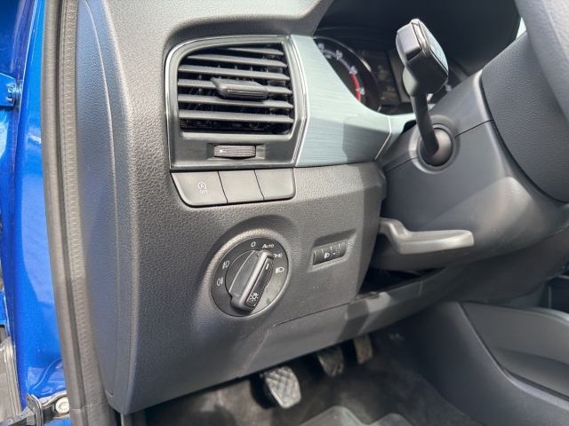 Fabia Drive 1.0 MPI Lichtsensor Klima PDC Servo SHZ