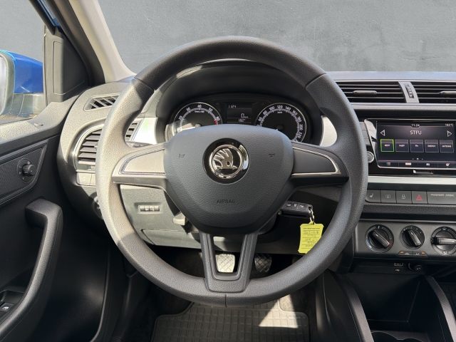 Fabia Drive 1.0 MPI Lichtsensor Klima PDC Servo SHZ