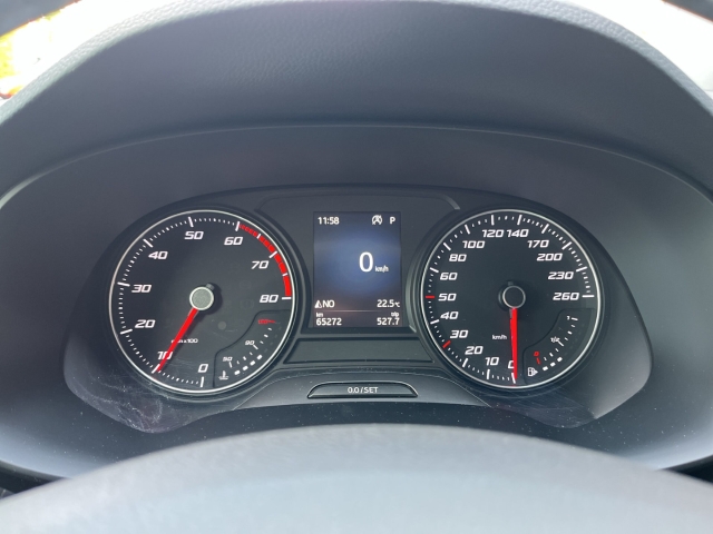Ateca Xcellence 1.5 TSI BEATS AHK FULL-LINK LED ACC