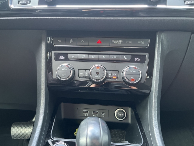 Ateca Xcellence 1.5 TSI BEATS AHK FULL-LINK LED ACC
