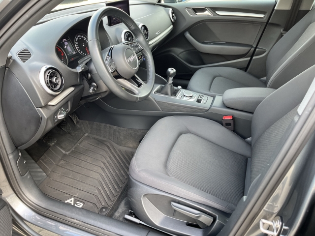 A3 Sportback 30 TFSI Basis Navi Bi-Xenon Klima SD SHZ