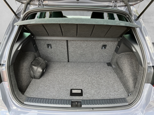 Arona FR Anniversary Edition 1.0 TSI LED KLIMA NAVI PDC