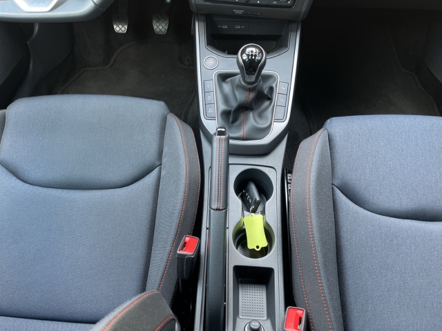 Arona FR Anniversary Edition 1.0 TSI LED KLIMA NAVI PDC