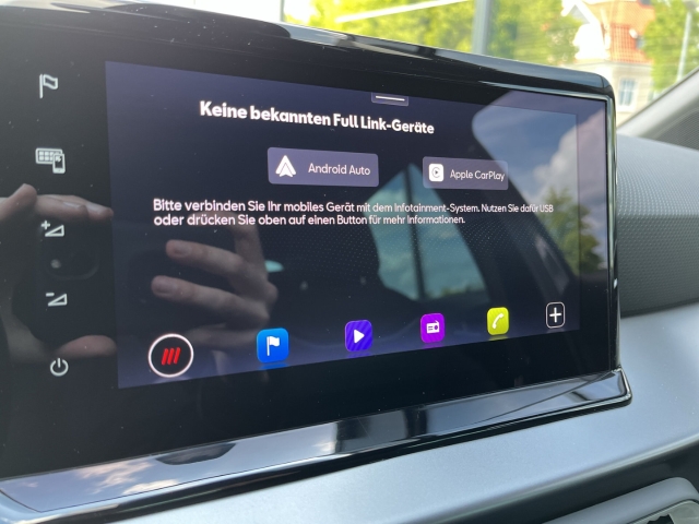 Arona FR Anniversary Edition 1.0 TSI LED KLIMA NAVI PDC