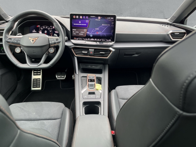 Leon ST 1.5 eTSI Sennheiser FULL-LINK ACC KLIMA NAVI PANO