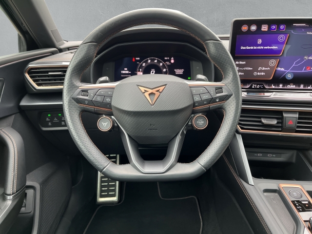 Leon ST 1.5 eTSI Sennheiser FULL-LINK ACC KLIMA NAVI PANO