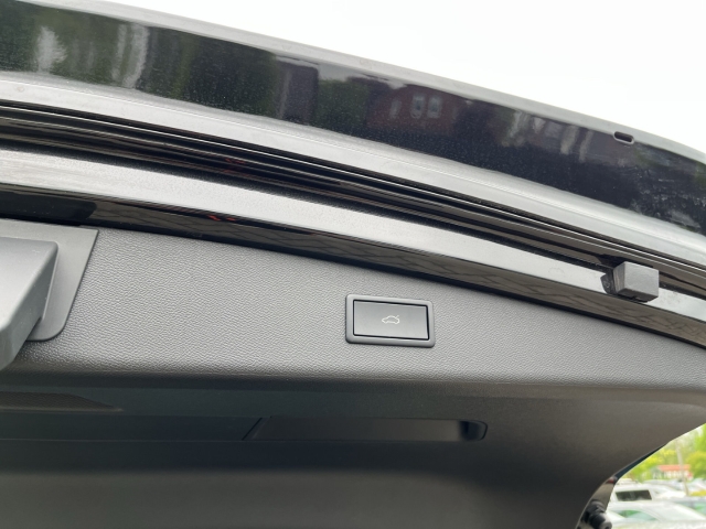 Leon ST 1.5 eTSI Sennheiser FULL-LINK ACC KLIMA NAVI PANO