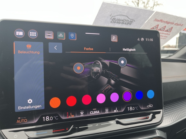 Leon 1.5 eTSI DSG Sennheiser DCC Matrix LED ACC KAMERA PDC