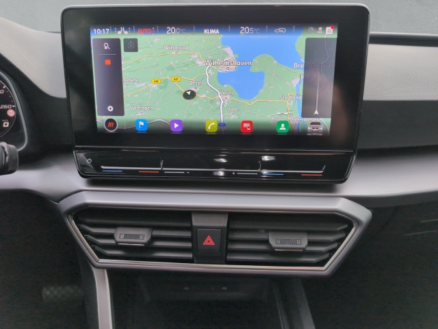 Leon ST FR 2.0 TDI DSG LED ACC FULL LINK KAMERA