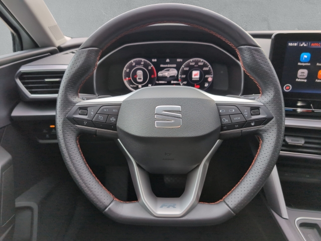 Leon ST FR 2.0 TDI DSG LED ACC FULL LINK KAMERA