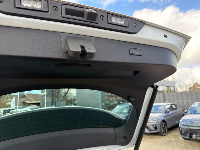 Formentor VZ 2.0 TSI 4Drive BEATS PANO LEDER LED FULL-LINK