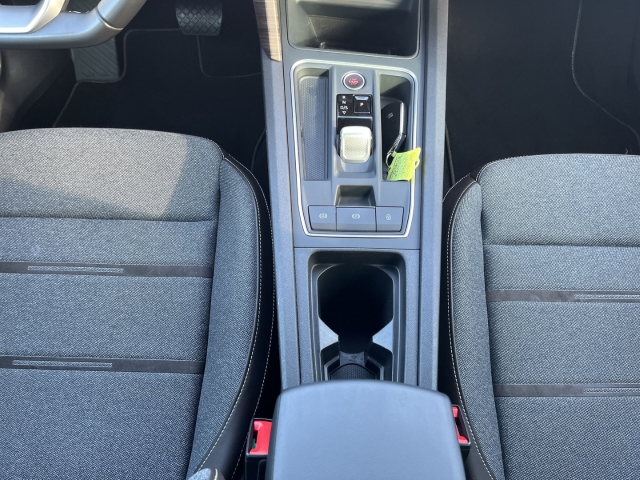 Leon Sportstourer Xcellence 1.5 eTSI BEATS AUDIO ACC LED