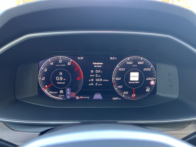 Leon Sportstourer Xcellence 1.5 eTSI BEATS AUDIO ACC LED