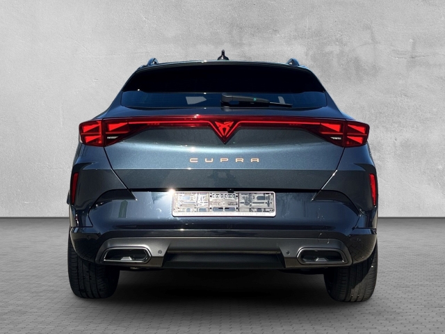 Formentor 1.5 eTSI FULL-LINK KAMERA FRONT ASSIST BLUETOOTH