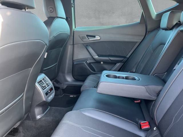 Formentor 1.5 eTSI FULL-LINK KAMERA FRONT ASSIST BLUETOOTH