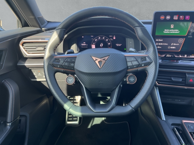 Formentor 1.5 eTSI FULL-LINK KAMERA FRONT ASSIST BLUETOOTH