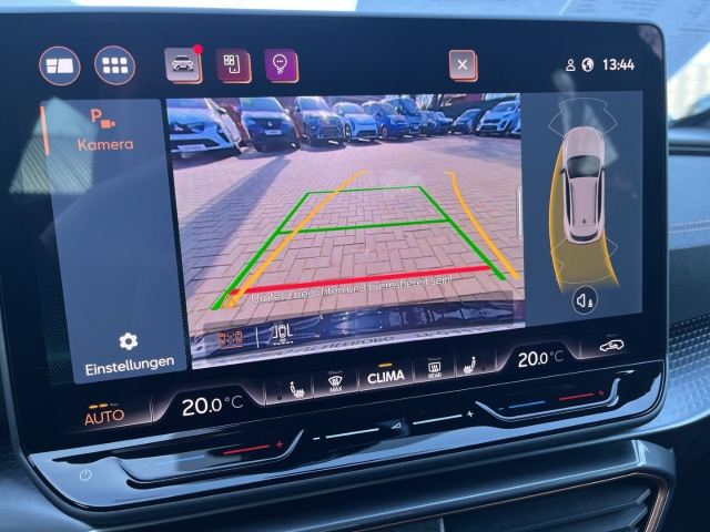Formentor 1.5 eTSI FULL-LINK KAMERA FRONT ASSIST BLUETOOTH