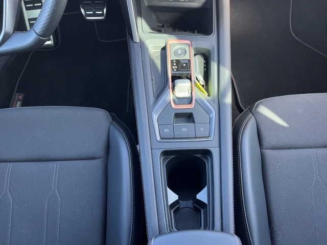 Formentor 1.5 eTSI FULL-LINK KAMERA FRONT ASSIST BLUETOOTH