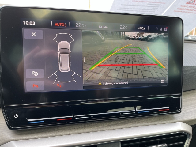 Leon ST Xcellence 2.0 TDI DSG FULL-LINK BEATS BT KLIMA NAVI